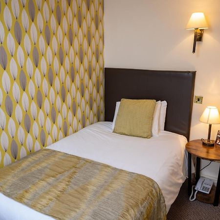 Cross Hands Hotel By Greene King Inns Old Sodbury Zewnętrze zdjęcie