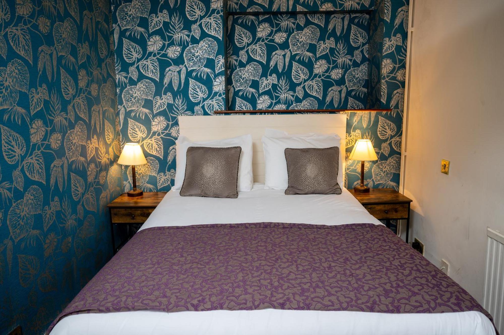 Cross Hands Hotel By Greene King Inns Old Sodbury Zewnętrze zdjęcie