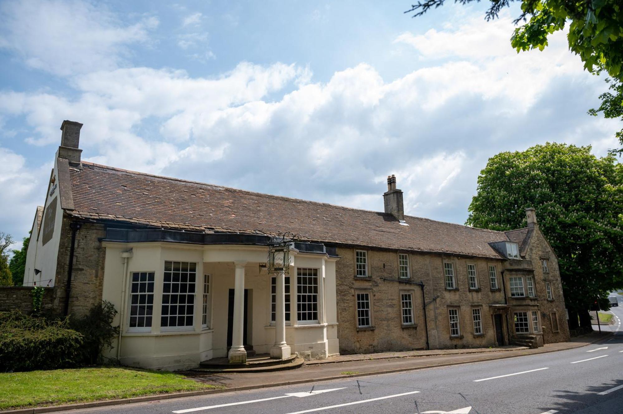 Cross Hands Hotel By Greene King Inns Old Sodbury Zewnętrze zdjęcie